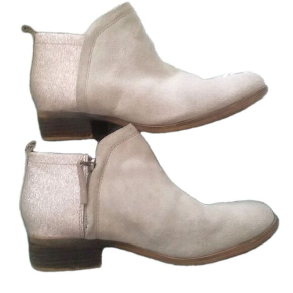 Women's Size 7 TOMS Tan Suede/Glimmer Glitter Ankle Boot Bootie Shoe Read - Picture 3 of 10